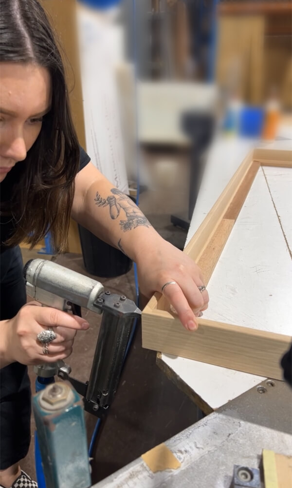 Eloise stretching canvas