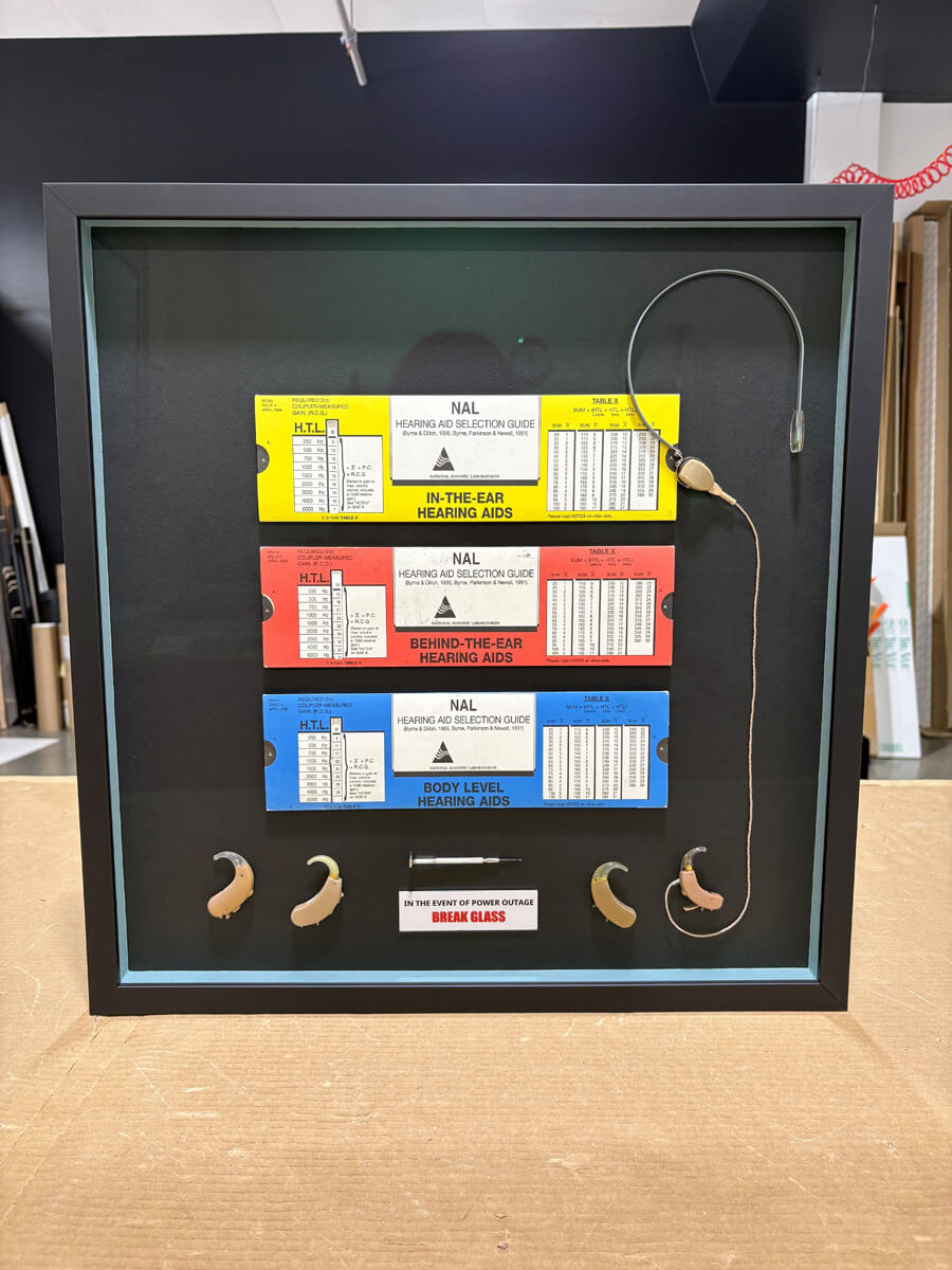 Finsihed framed head aid